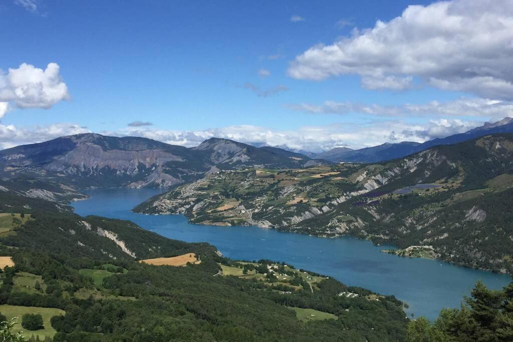 Maison Neuve Proche De Barcelonnette Жозие Екстериор снимка