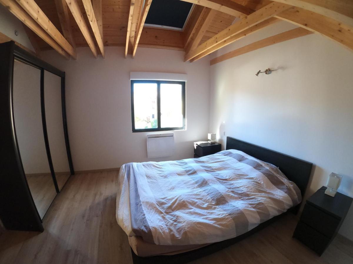Maison Neuve Proche De Barcelonnette Жозие Екстериор снимка